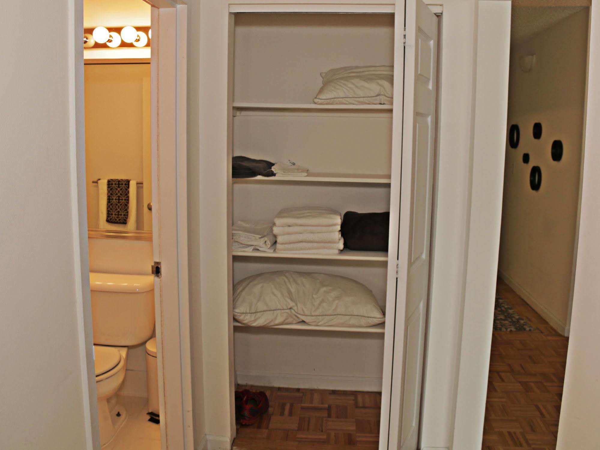 Bellaview Suites Джърси Сити Екстериор снимка